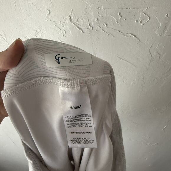 Greg Norman Skort Womens Medium White Aqua Feather Print Golf Activewear Pockets - Picture 7 of 7